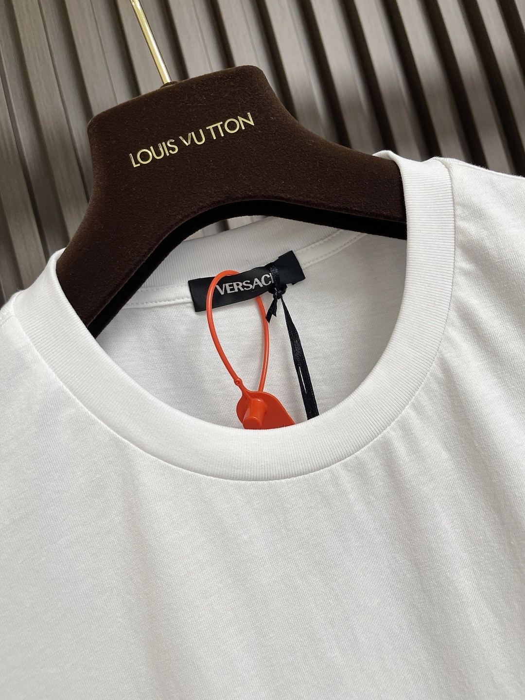 wg.luxury- V5rs135 embroidery 2Colour item:E-F026E1024-2